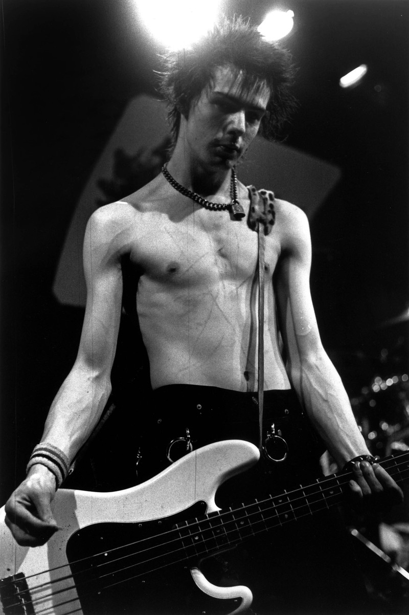 Das ehemalige Sex Pistols-Mitglied Sid Vicious verstarb im Alter von 22 Jahren.
