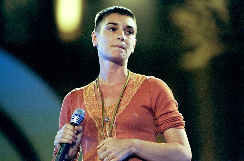 Sinéad O'Connor starb an einer Kombination aus chronisch obstruktiver Lungenerkrankung (COPD) und Asthma.