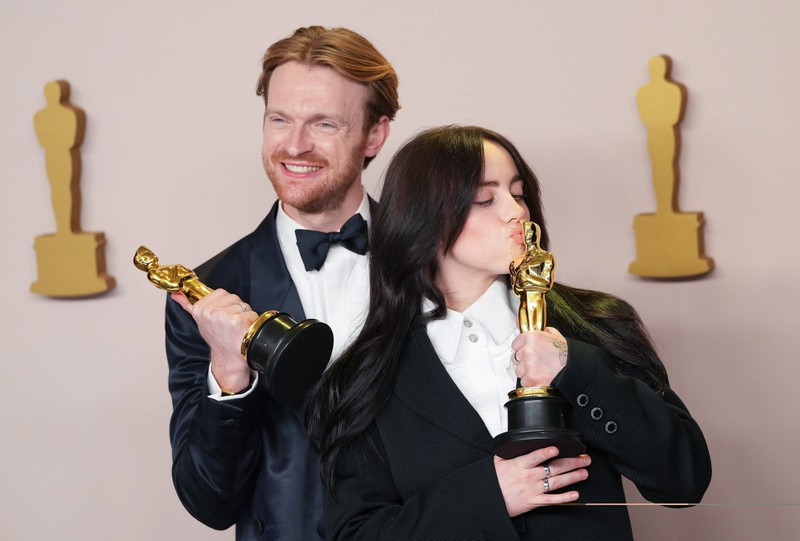 Billie Eilish und ihr Bruder Finneas O‘Connell haben einen Oscar-Record gebrochen