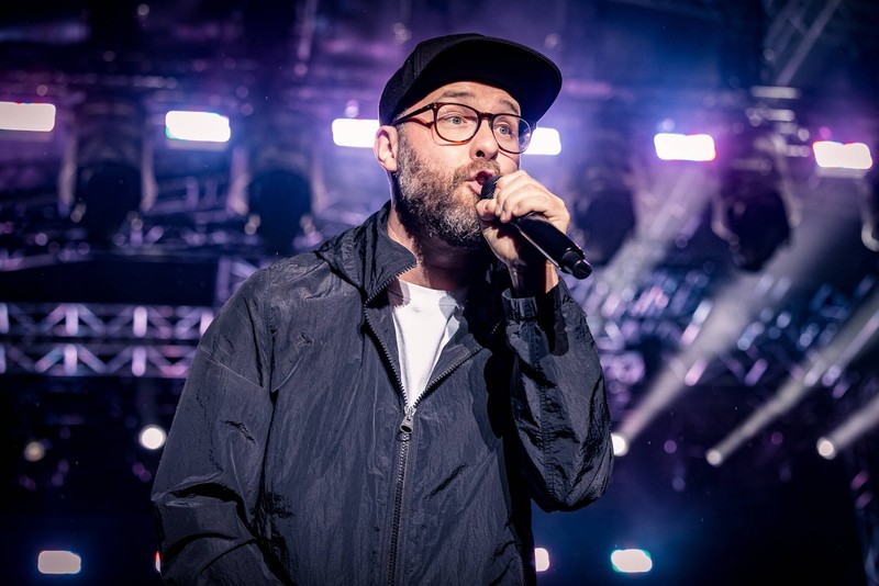 Mark Forster heißt bürgerlich Mark Ćwiertnia.