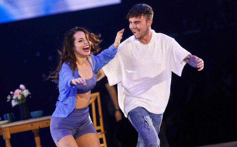 Mike Singer und Christina Hänni bildeten ein Tanzpaar.