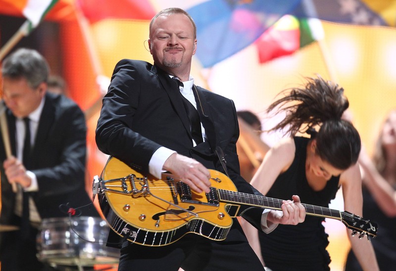 Stefan Raab ist nicht nur ein beliebter TV-Moderator, sondern auch ein begnadeter Musiker.