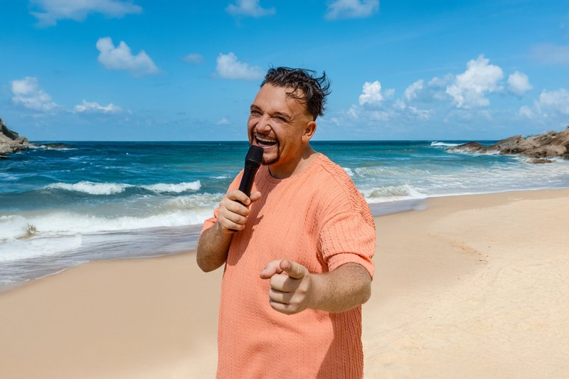 Menowin Fröhlich gehört 2025 zum Cast von „Promis unter Palmen“.